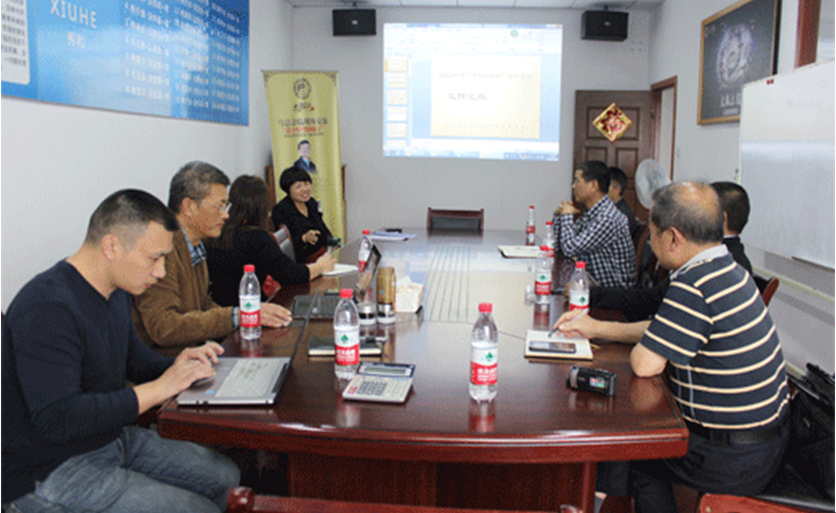 Xiuhe vest factory get guidance from several experts