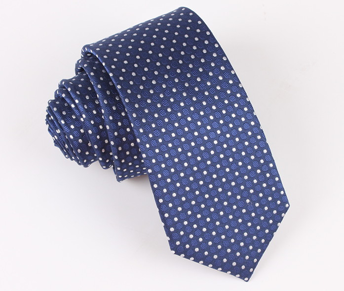 How to distinguish between different fabrics of ties-Some methods from Xiuhe OEM tie factory